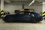 Porsche Panamera Base