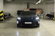 Porsche Panamera Base