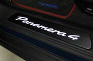 Porsche Panamera Base