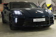 Porsche Panamera Base