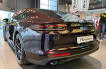 Porsche Panamera Base