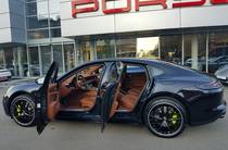 Porsche Panamera Base