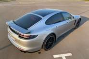 Porsche Panamera Base