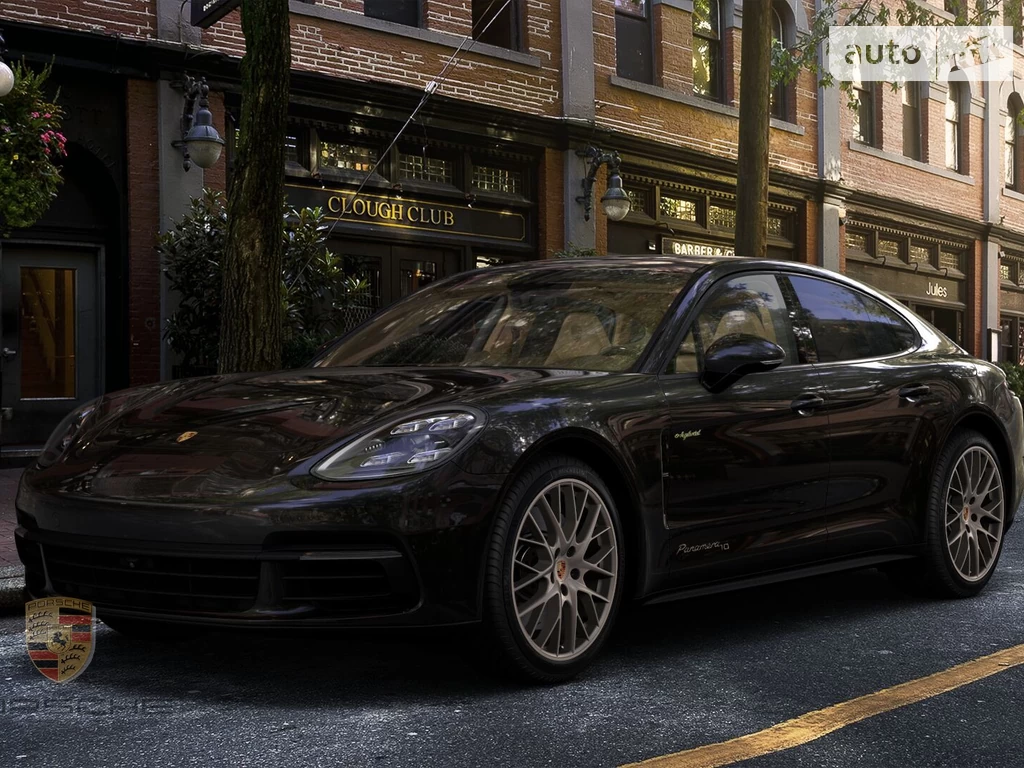 Porsche Panamera Base