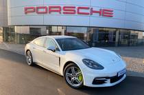 Porsche Panamera Base