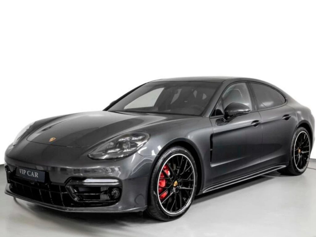 Porsche Panamera Base