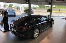 Porsche Panamera Base