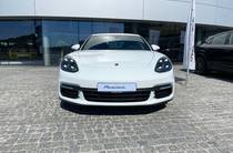 Porsche Panamera Base