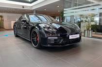 Porsche Panamera Base