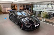 Porsche Panamera Base