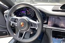 Porsche Panamera Base