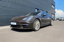 Porsche Panamera Base