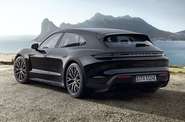 Porsche Taycan Cross Turismo Base