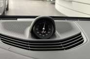Porsche Taycan Cross Turismo Base