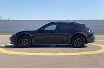 Porsche Taycan Cross Turismo Exclusive Manufaktur