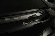 Porsche Taycan Cross Turismo Base