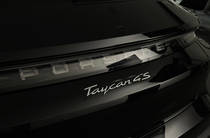 Porsche Taycan Cross Turismo Base