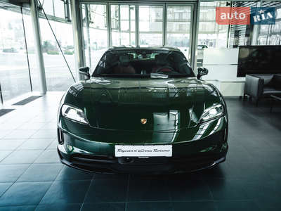 Porsche Taycan Cross Turismo 2024 Base