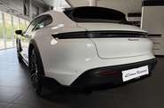 Porsche Taycan Cross Turismo Base
