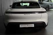 Porsche Taycan Cross Turismo Base