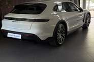 Porsche Taycan Cross Turismo Base