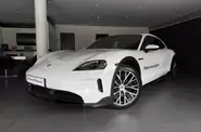 Porsche Taycan Cross Turismo Base