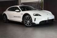 Porsche Taycan Cross Turismo Base