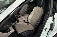 Porsche Taycan Cross Turismo Base