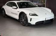 Porsche Taycan Cross Turismo Base