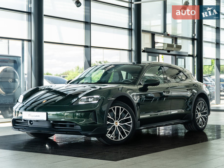 Porsche Taycan Cross Turismo 2024