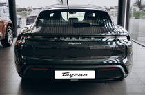 Porsche Taycan Sport Turismo Base