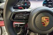 Porsche Taycan Base