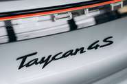 Porsche Taycan Base