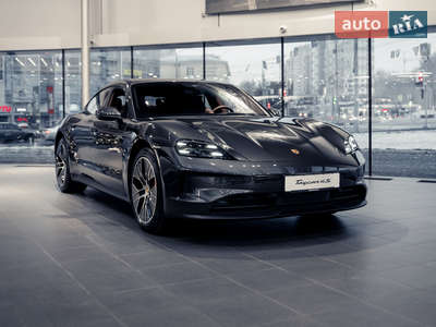 Porsche Taycan 2024 Base