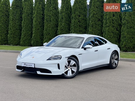 Porsche Taycan 2024