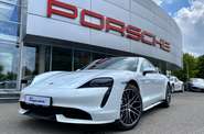 Porsche Taycan Base