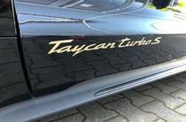 Porsche Taycan Base
