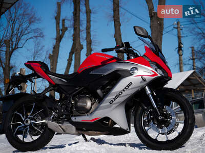 QJMOTOR SRK 400 RR 2025 Base