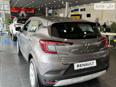 Renault Captur Zen 1.3 TCe 7-EDC (130 к.с.) 2023