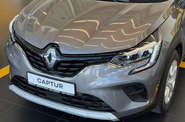 Renault Captur - фото 11