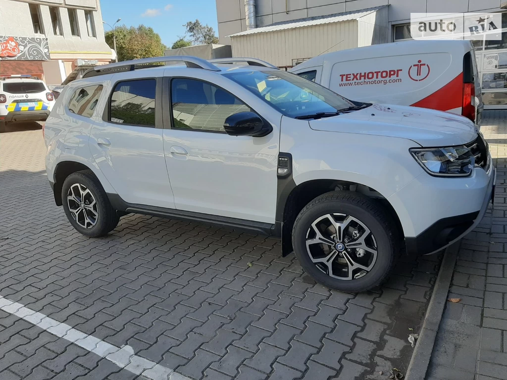 Renault Duster Ultramarine