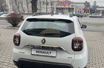 Renault Duster Zen+