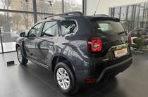 Renault Duster Zen+