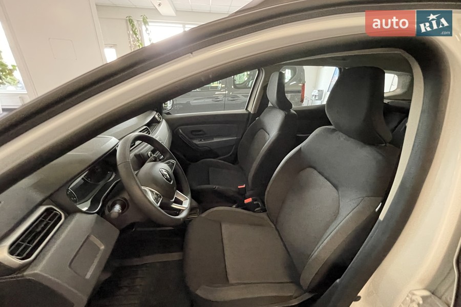 Renault Duster - фото 11