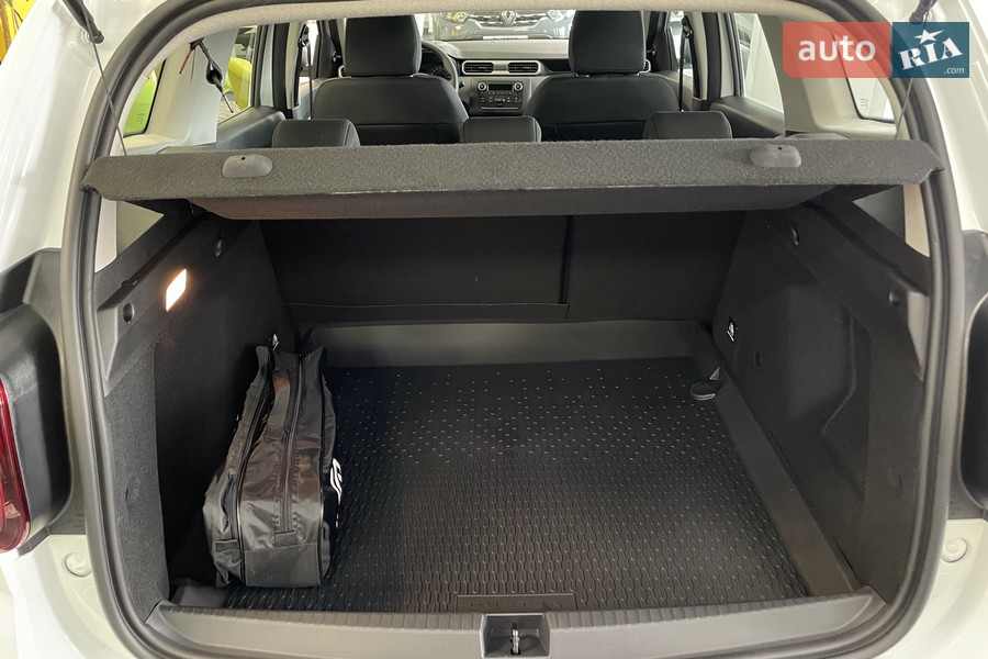 Renault Duster - фото 26
