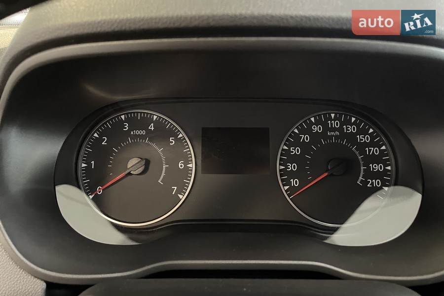 Renault Duster - фото 16