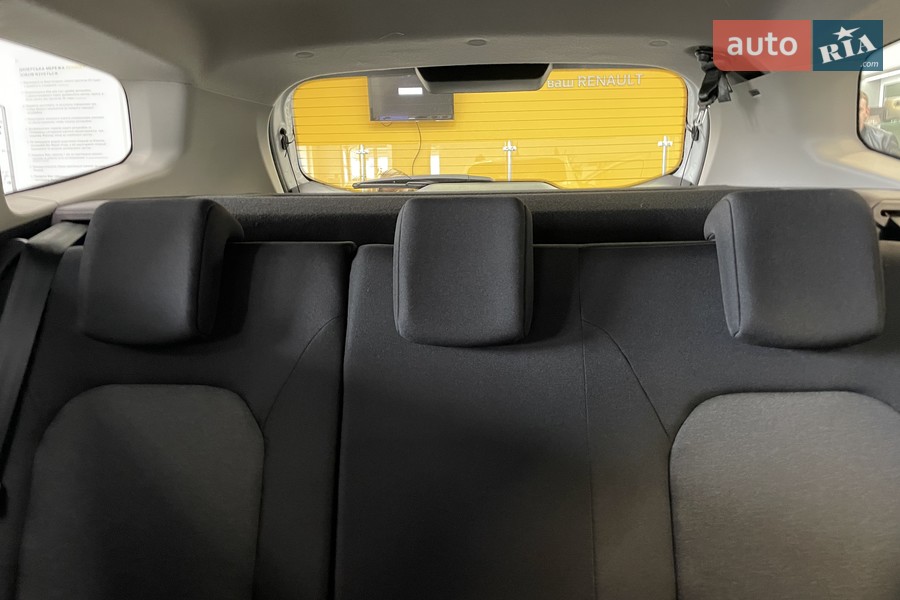 Renault Duster - фото 17