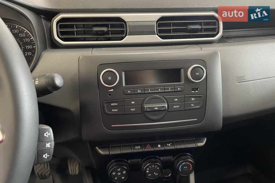 Renault Duster - фото 15