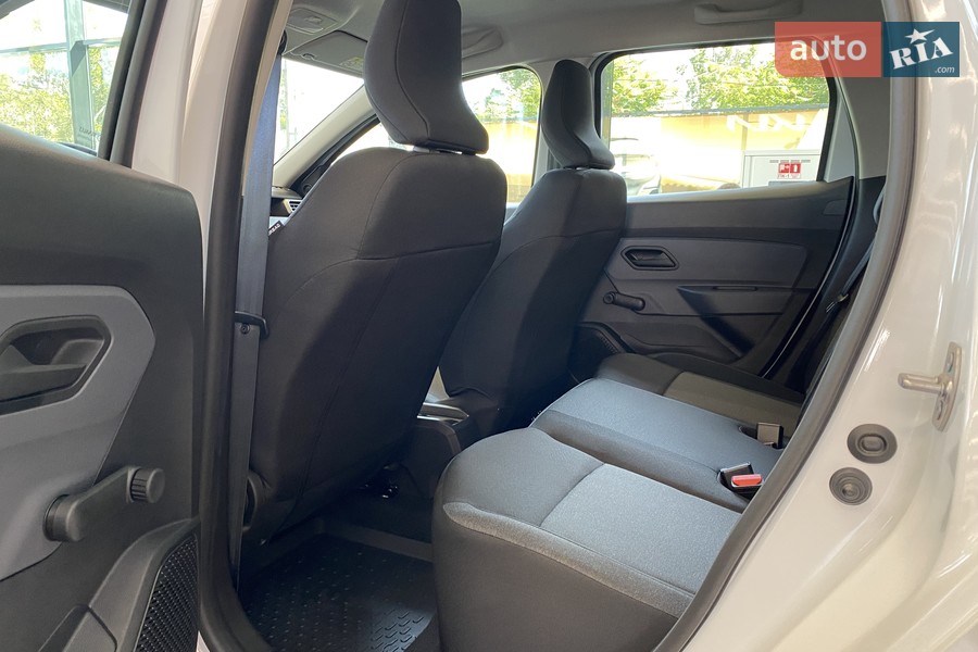 Renault Duster - фото 17