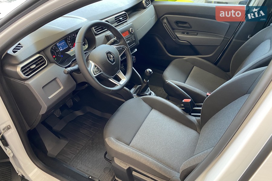 Renault Duster - фото 16